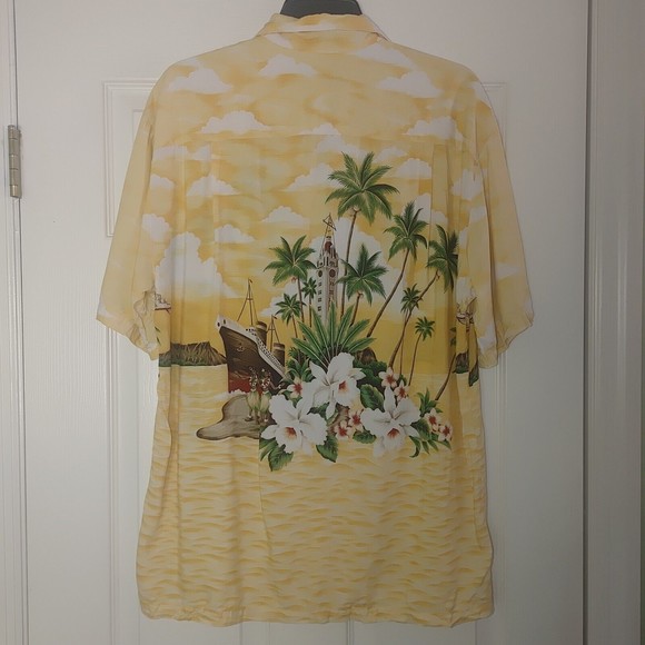 Halekulani Hawaiian Aloha Short Sleeve Camp Shirt Size Medium Yellow Rayon - Picture 2 of 6